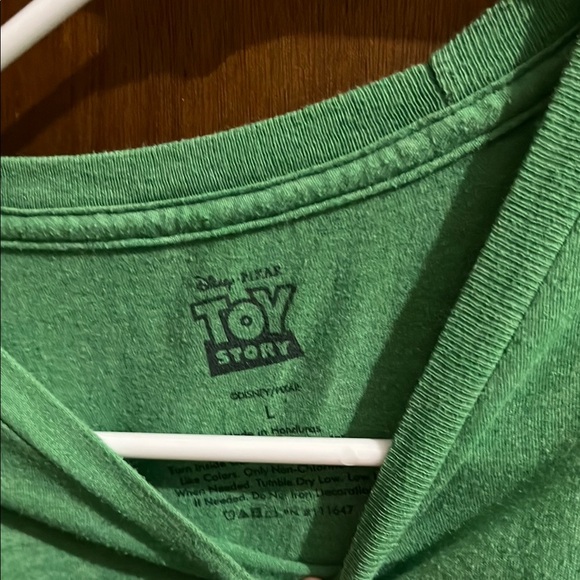 A cute Rex shirt - Picture 2 of 2